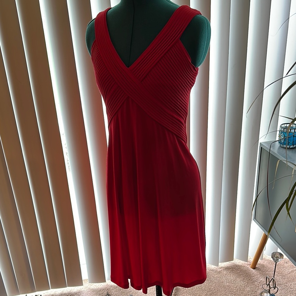 Calvin Klein Collection Red V-Neck Sleeveless Midi Dress